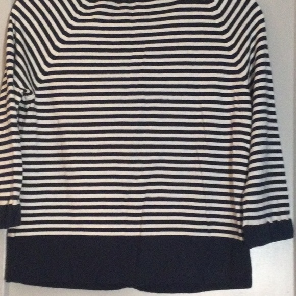 Pr of retro cardigan sweaters - Picture 10 of 10